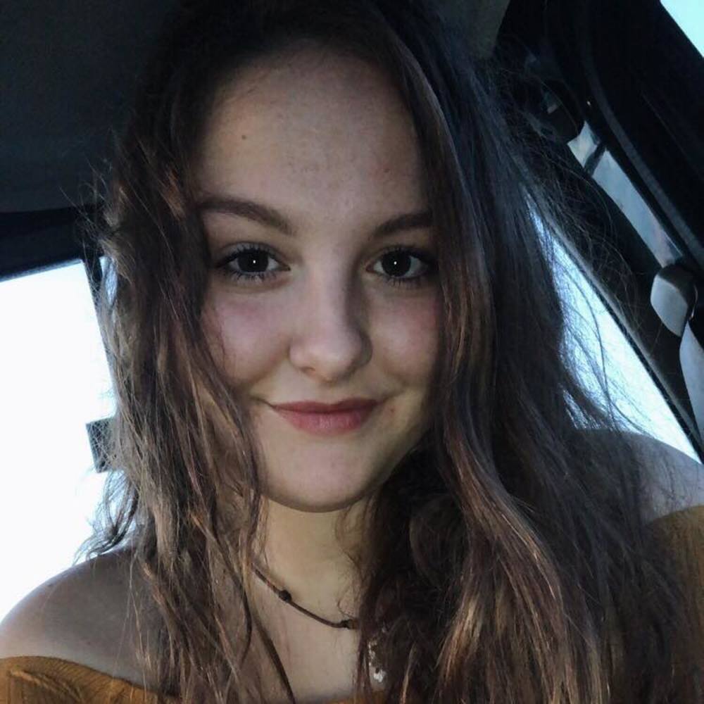 Meet your Posher, Brianna